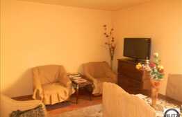 Apartament de vanzare cu 3 camere, decomandate, in zona strazii Luceafarului