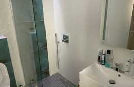 Apartament de lux, 3 camere, 2 bai,garaj, parcare exterioara, zona Subcetate