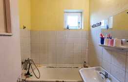 Apartament 3 camere, 50 mp, BONTIDA