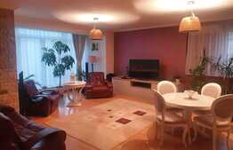 Apartament de lux, intr-o zona retrasa de la agitatie!