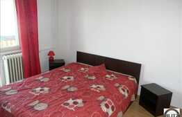 Apartament de vanzare, 3 camere decomandat, 65 mp utili, zona Meteor