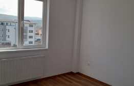 Apartament nou, lift, orientare sudică, parcare, boxa, 50 mp, zona Terra