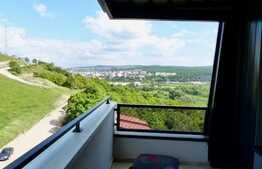 Apartament 3 camere, lux, 70 mp, terasa, zona Donath