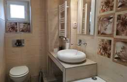 3 camere, decomandat, 70 mp, zona Expo Transilvania. Disponibil cu 1 Septembrie