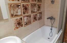 3 camere, decomandat, 70 mp, zona Expo Transilvania. Disponibil cu 1 Septembrie