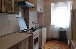 3 camere, decomandat, 70 mp, zona Expo Transilvania. Disponibil cu 1 Septembrie