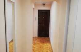 3 camere, decomandat, 70 mp, zona Expo Transilvania. Disponibil cu 1 Septembrie