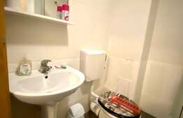 De inchiriat 2 camere, parcare, 54 mp, Zona Platinia. zona Centrala