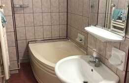 Apartament 2 camere, decomandat, 60 mp, zona strazii Bucuresti