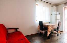 Apartament spatios cu o camera, mobilat modern, loc de parcare, 40 mp, zona Iulius Mall