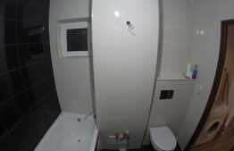 Apartament cu 2 camere decomandate, etaj intermediar, renovat recent!