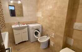 Apartament cu 3 camere, 86 mp, parcare, zona Terra!