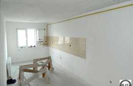 Apartament nou cu 3 camere + terasa de 40 mp, semifinisat