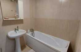 Apartament cu 2 camere, balcon inchis, zona strazii Florilor!