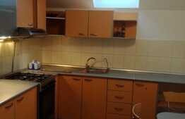 Apartament 3 camere, 70 mp, parcare, zona P-ta Hermes