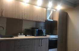 Apartament de vanzare, finisat lux, totul nou! Zona strazii Stejarului!