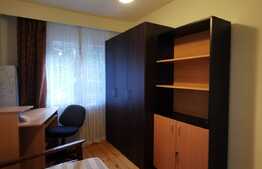 Apartament cu 3 camere, decomandat, 65 de mp si garaj, zona Piata Flora