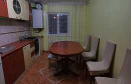 Apartament cu 3 camere, decomandat, 70 de mp, cu loc de parcare, zona Aurel Vlaicu