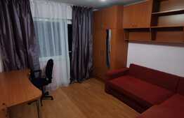 Apartament cu 3 camere, decomandat, 70 de mp, cu loc de parcare, zona Aurel Vlaicu