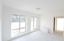 Apartament 3 camere, semidecomandat, 47mp, 40mp terasa, zona Vivo