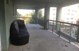 Apartament cu 4 camere , semidecomandat , 80 mp, terasa generoasa, zona strazii Huedinului