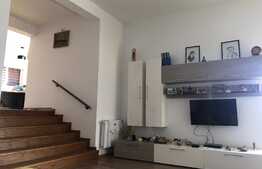 Duplex de vanzare, 127 mp utili, 205 mp teren, Dezmir 