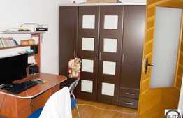 Apartament de inchiriat cu 3 camere,decomandat,  70 mp utili, parcare