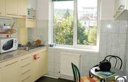 Apartament de inchiriat cu 3 camere,decomandat,  70 mp utili, parcare