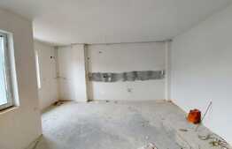 Apartament 2 camere, Balcon, semifinisat! Zona Vivo!