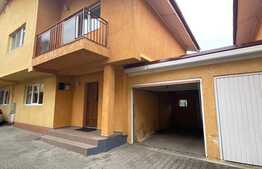 OPORTUNITATE! Duplex 4 camere, 100 mp, GRADINA, garaj si parcare, Zona Sub Cetate!