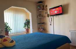 Apartament cu 3 camere, etaj intermediar, in zona centrala Apahida