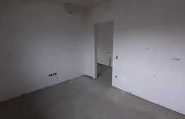 Apartament 3 camere, terasa + balcon, semifinisat! Zona strazii Eroilor!