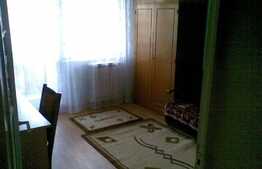 Apartament 2 camere, decomandat, 55 mp, parcare, zona Intre lacuri