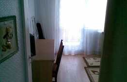 Apartament 2 camere, decomandat, 55 mp, parcare, zona Intre lacuri