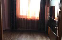 Apartament 4 camere , decomandat , zona strazii Bucuresti