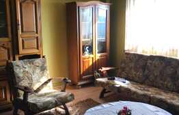 Apartament 4 camere , decomandat , zona strazii Bucuresti