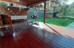 Casa individuala pe un singur nivel, garaj, beci, panouri solare, sat Tauti