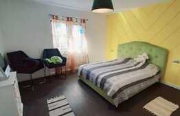 Casa individuala pe un singur nivel, garaj, beci, panouri solare, sat Tauti