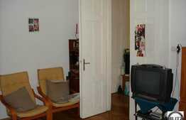 Pret bun la apartament de 95 mp, semicentral!