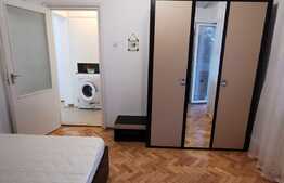 Apartament cu 2 camere, decomandat, 60 de mp, zona Mercur