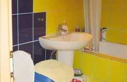 Apartament in imobil reabilitat termic cu 3 camere decomandate!