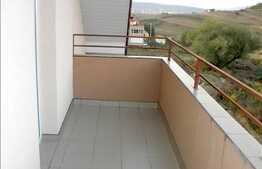 Apartament pe 2 nivele, mobilat utilat modern la pret OPORTUN