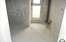 Apartament cu 3 camere + terasa 14 mp + teren aferent