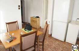 Inchiriere apartament cu 2 camere, decomandat, zona Teodor Mihali