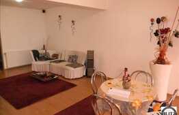 De vanzare 2 camere semidecomandate, 60.5 mp utili, zona strazii Mircea Eliade