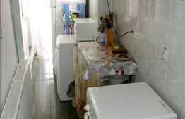 Vanzare apartament cu 2 camere in imobil tip casa, parter