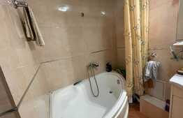 Apartament 3 camere, parcare, 2 terase, 70 mp, zona strazii Piata Engels