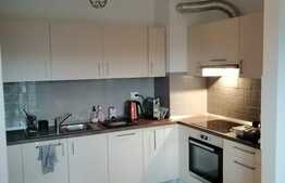 Apartament 3 camere, 80 mp, garaj, totul nou, zona Bazei Sportive