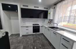 Finisaje de LUX, 3 camere, parcare cu CF! Zona centrala!