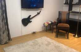 Apartament de inchiriat in cartierul Zorilor, doua camere, 54 mp + terasa de 32 mp !!!